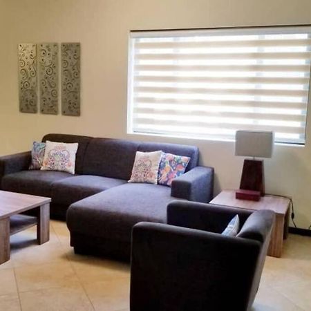 Luxurious 3 Bedroom House In Gold Coast Palm Beach Exterior photo